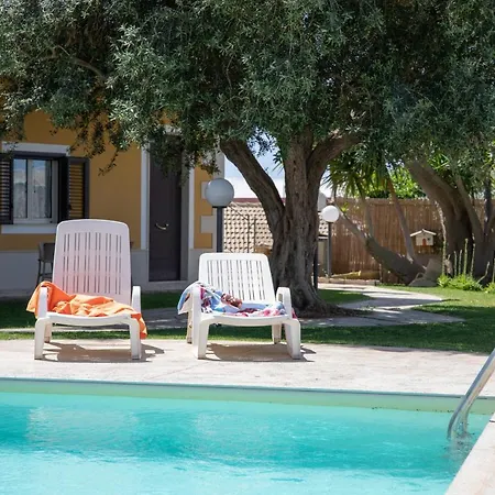 La Lantana Villa